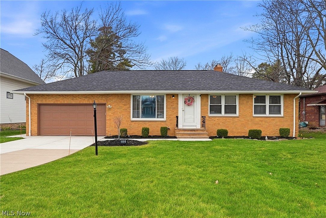 213 Cherry Ln, Seven Hills, OH 44131 | Zillow
