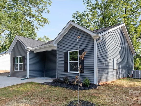 3rd image of 6924 Ridge Lane Rd