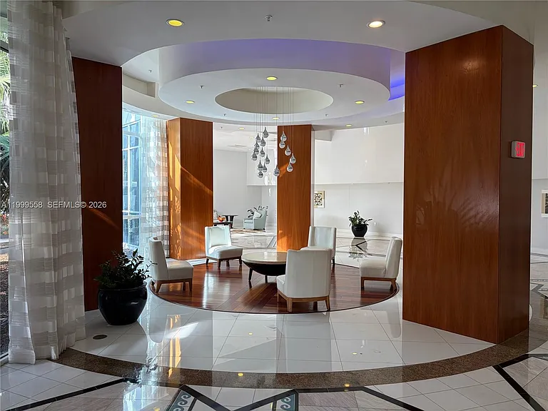 6301 Collins Ave #1207 — Photo 28