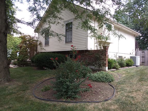 4th image of 1500 NW Westwood Dr