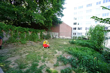 Rented by Rennit Inc.