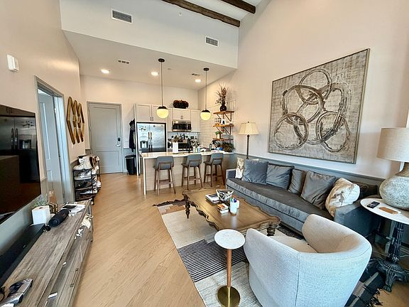 3rd image of 2212 Morris Ave #417