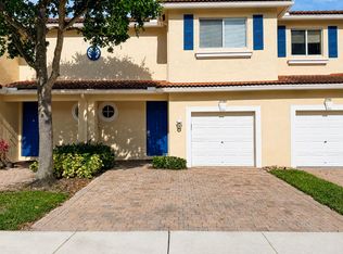 2789 S Evergreen Cir, Boynton Beach, FL 33426