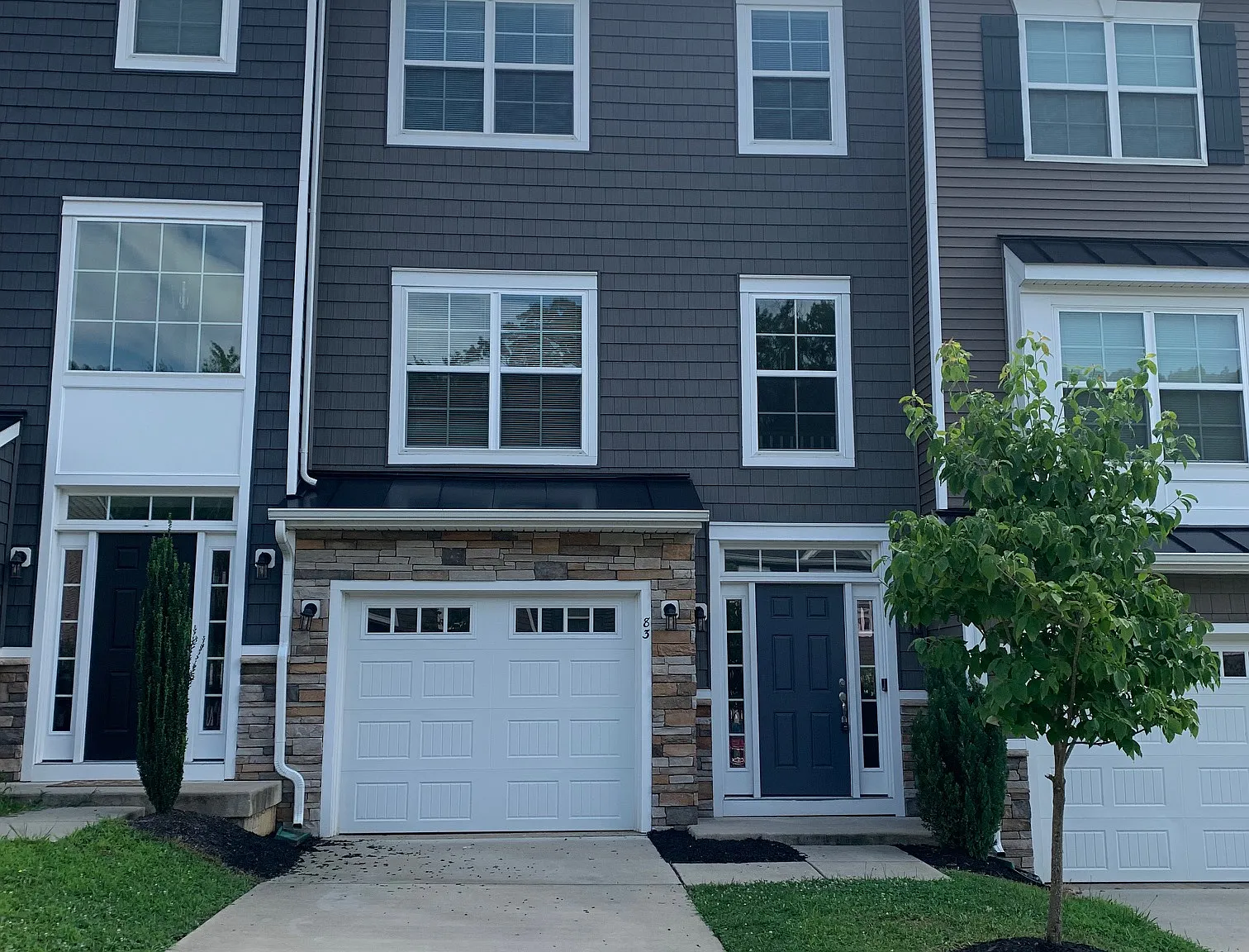 3 bed, 2150 sqft, $2,500 — Photo 1