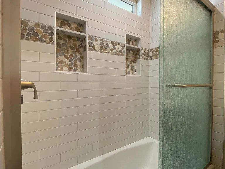 Rain glass shower doors