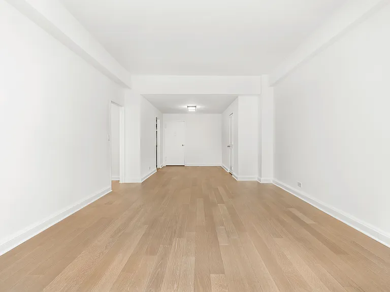 136 E 55th St #9-K — Photo 9