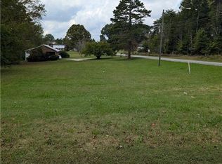 4308 Old Lexington Rd #11, Winston Salem, NC 27107