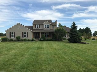 33855 Grafton Eastern Rd, Valley City, OH 44280