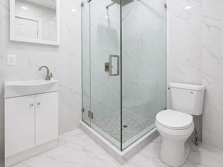 815 Willoughby Ave #1B — Photo 8