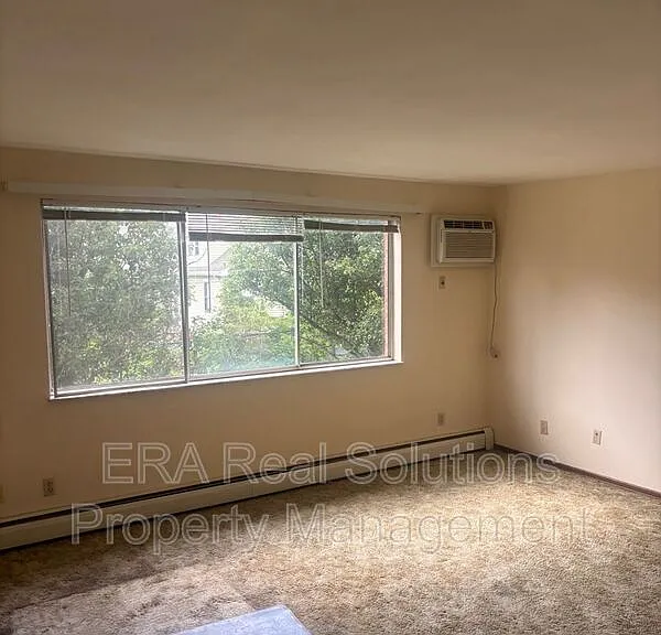 952 Seton Ave #7 — Photo 3