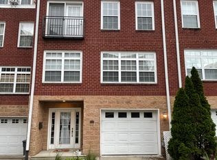 225 Gay St, Philadelphia, PA 19128