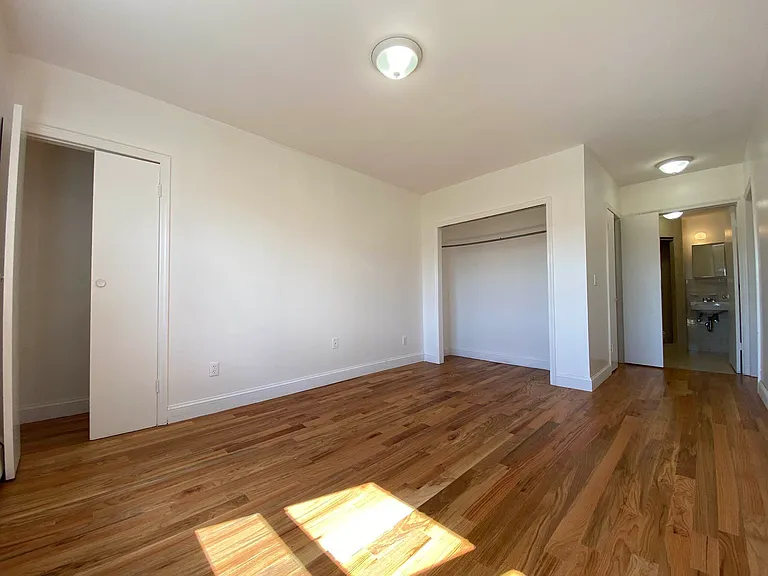 400 Ocean Pkwy #6A — Photo 8
