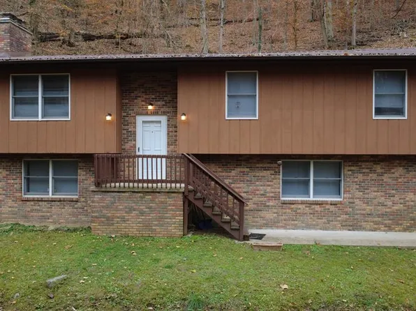 144 Mount Martha Trl, Pikeville, KY 41501