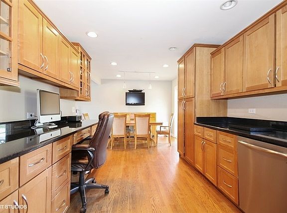 4th image of 10624 Lori Ln