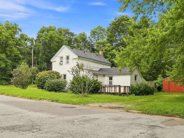 617 N 3rd St, Niles, MI 49120