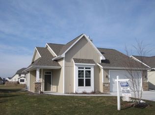 2857 Lucy Lu Ct, Appleton, WI 54913