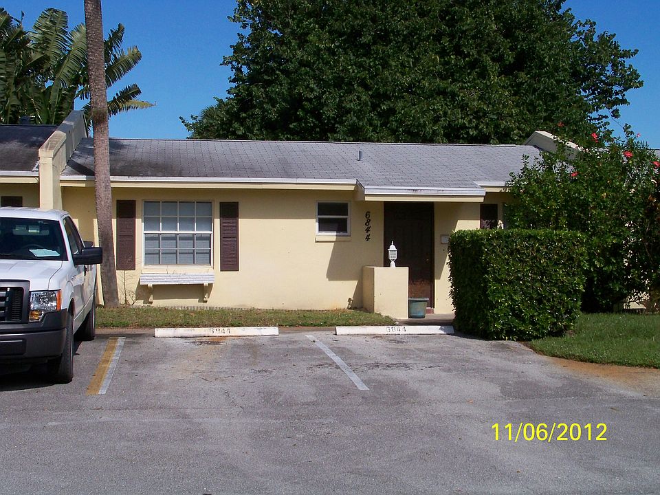 1st image of 6844 NW 31st Ave
