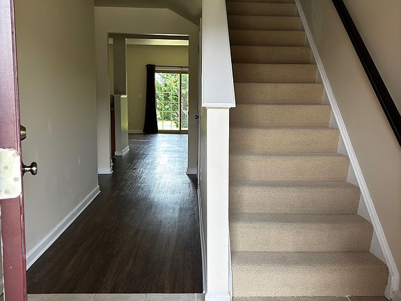 5th image of 353 Channing Dr