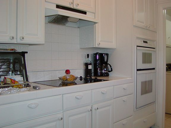 4th image of 1310 Arroyo Dr