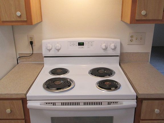 5th image of 4275 Tiffany Pl NE #0