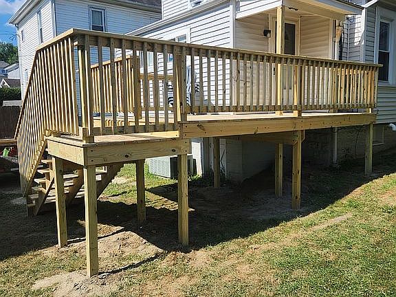 4th image of 1403 6th St