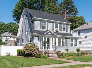 652 W Roxbury Pkwy, Roslindale, MA 02131