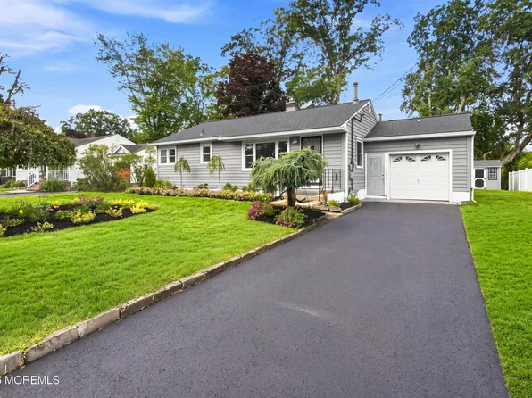 20 Stempler Court, Holmdel, NJ 07733