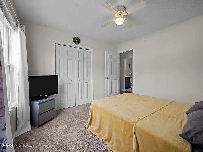 204 Jasmine Ln — Photo 47