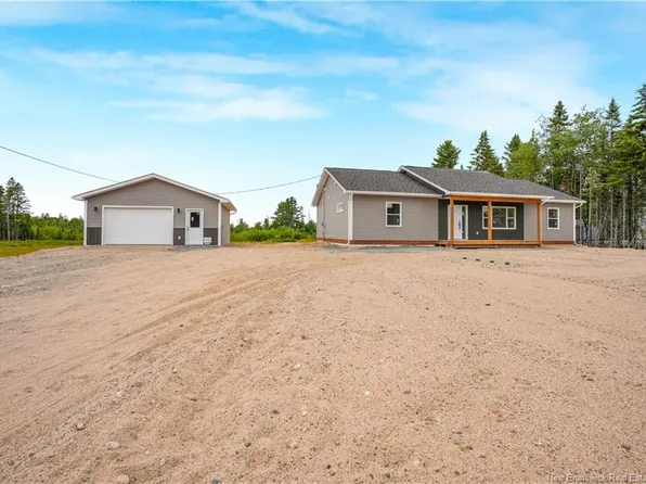 31 Sandlewood Ln, Douglas, NB E3G 0E7