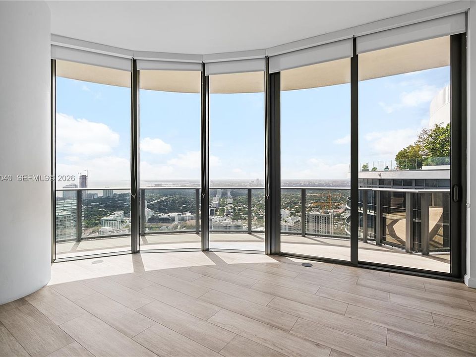 1st image of 45 SW 9th St APT 4706