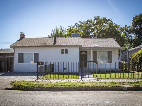 1135 N Pilgrim St, Stockton, CA 95205