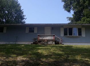 223 Edinburg Ave, Kincaid, IL 62540