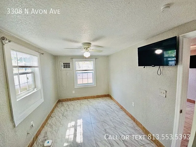 3308 N Avon Ave — Photo 23