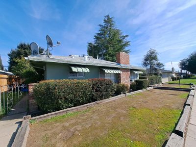 3004 N 1st St, Fresno, CA, 93703