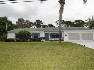 2225 SE Flanders Rd, Port Saint Lucie, FL 34952