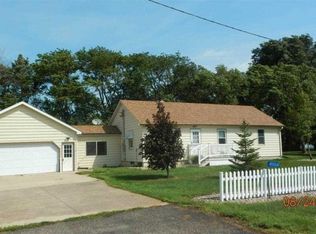 45504 265th St, Humboldt, SD 57035