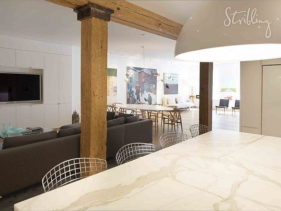 2nd image of 18 Desbrosses St APT 4