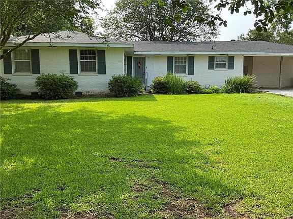3rd image of 1127 Horseshoe Dr