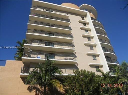 2nd image of 1690 SW 27th Ave APT 608