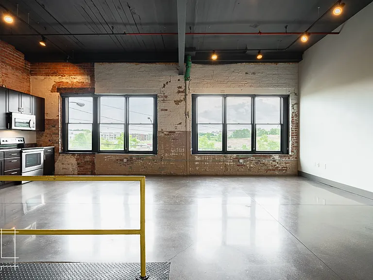 Wonder Bread Lofts — Photo 61