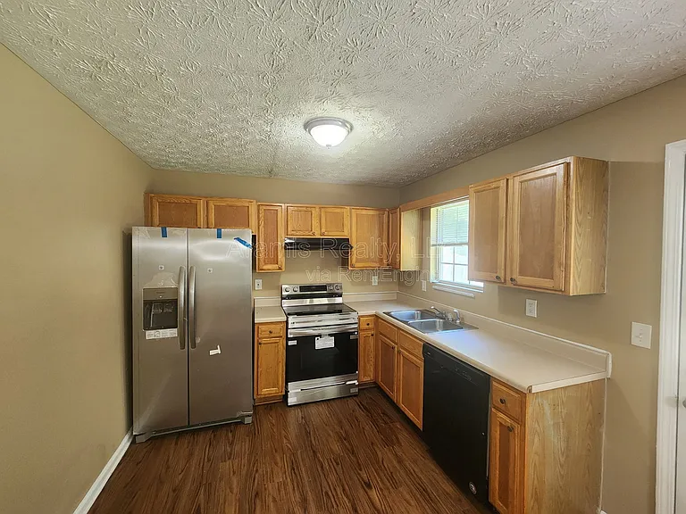 7266 Tiderace Ct — Photo 2