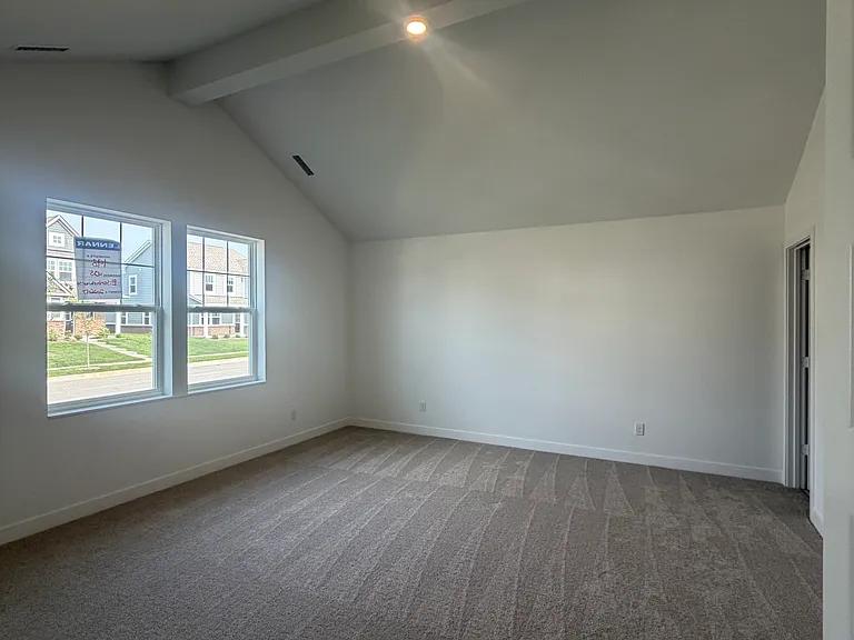425 Eisenhower St — Photo 5