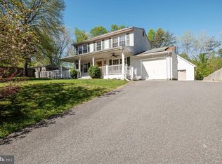 9 Hickory Ridge Dr, Fredericksburg, VA 22405