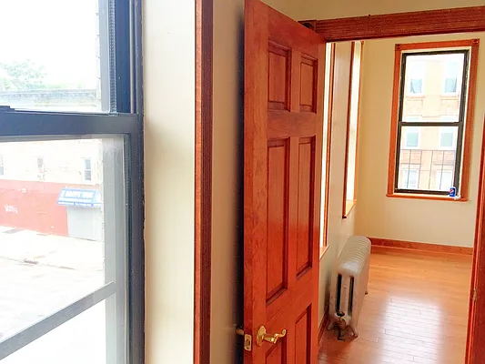 Rented by Rapid Realty Cobble Hill | media 101