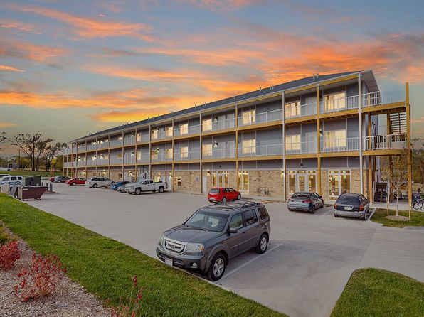 2960 S Coddington Ave #102A