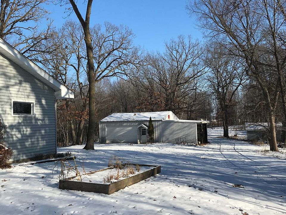 2nd image of 25699 Durant St NE