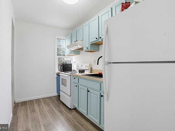 4th image of 6812 Harford Rd