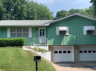 3705 N 27th St, Saint Joseph, MO 64505