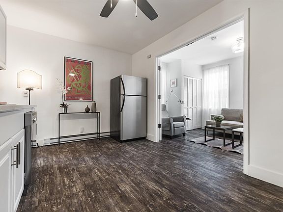 5th image of 373 3rd St #1