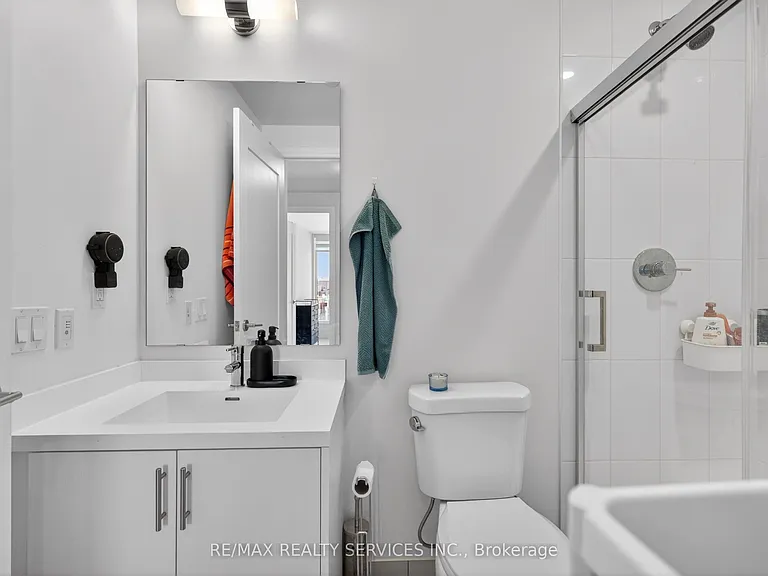 412 Silver Maple Rd #426 — Photo 35